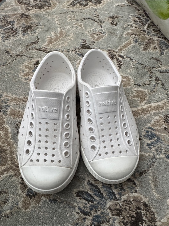 Native Other - Native Kids Jefferson Shoes Slip-On in White